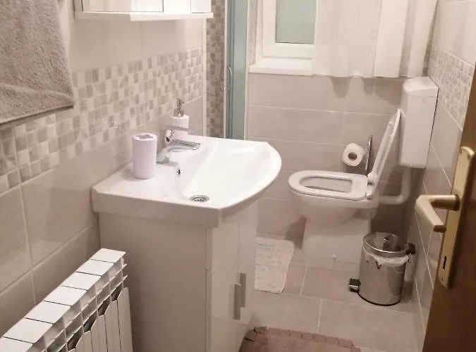 Cubranic Appartamento Baška